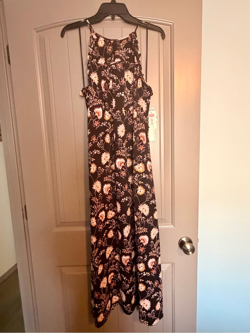 New with tags 1 State Maxi dress. Belt tie. Size S.